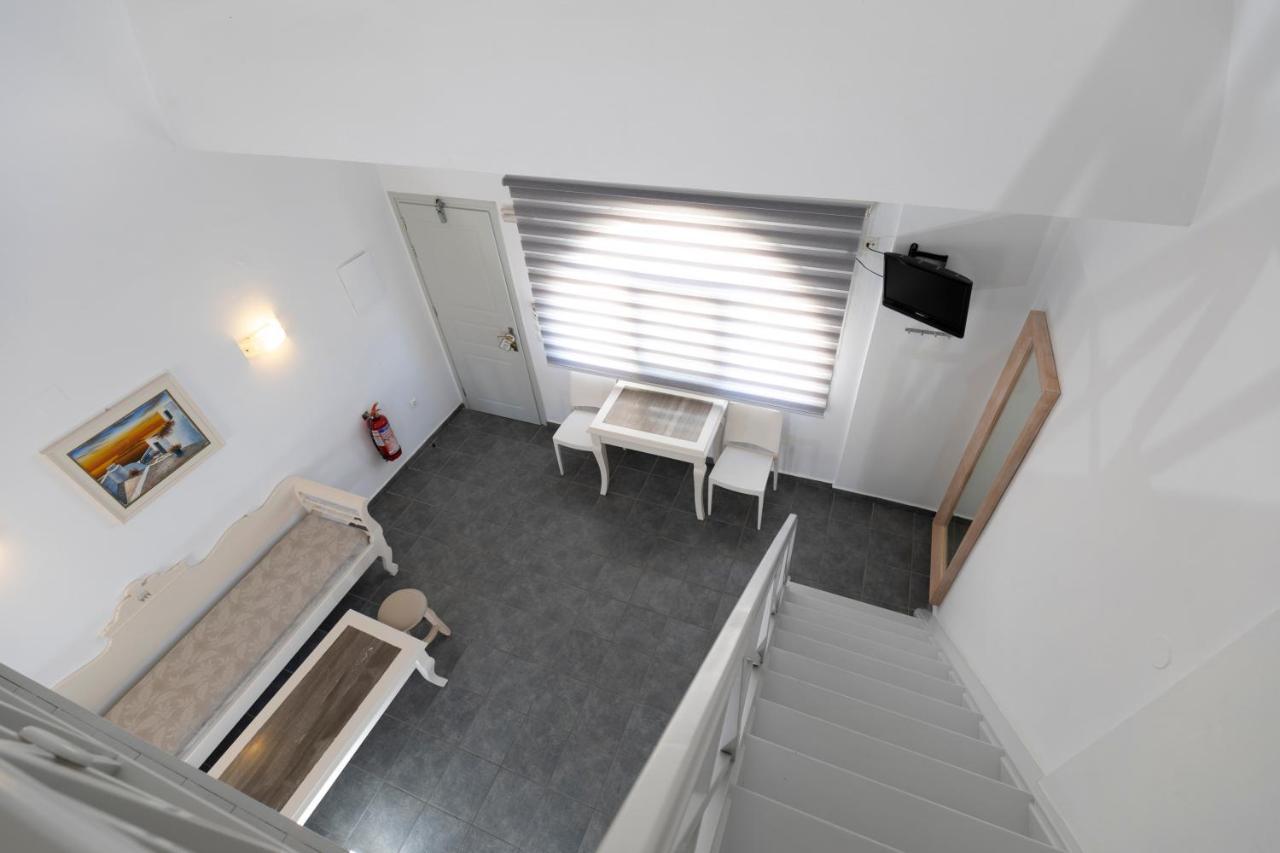Erato Apartments Фіра Екстер'єр фото